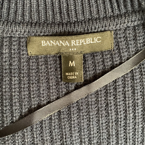 Banana Republic women’s Sweater, Size M, Navy Color - Picture 2 of 7